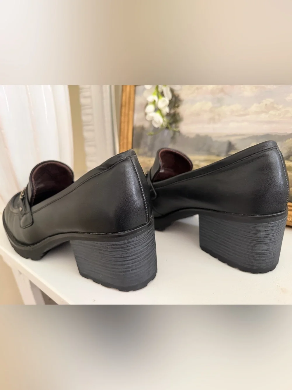 White Mountain Black Leather Chain-Trim Loafers